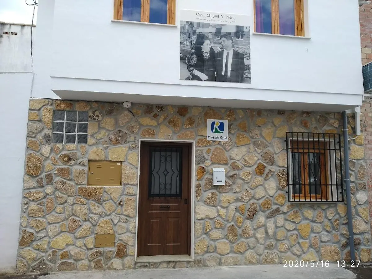 Holiday home Casa Miguel Y Petra Villa Peal De Becerro